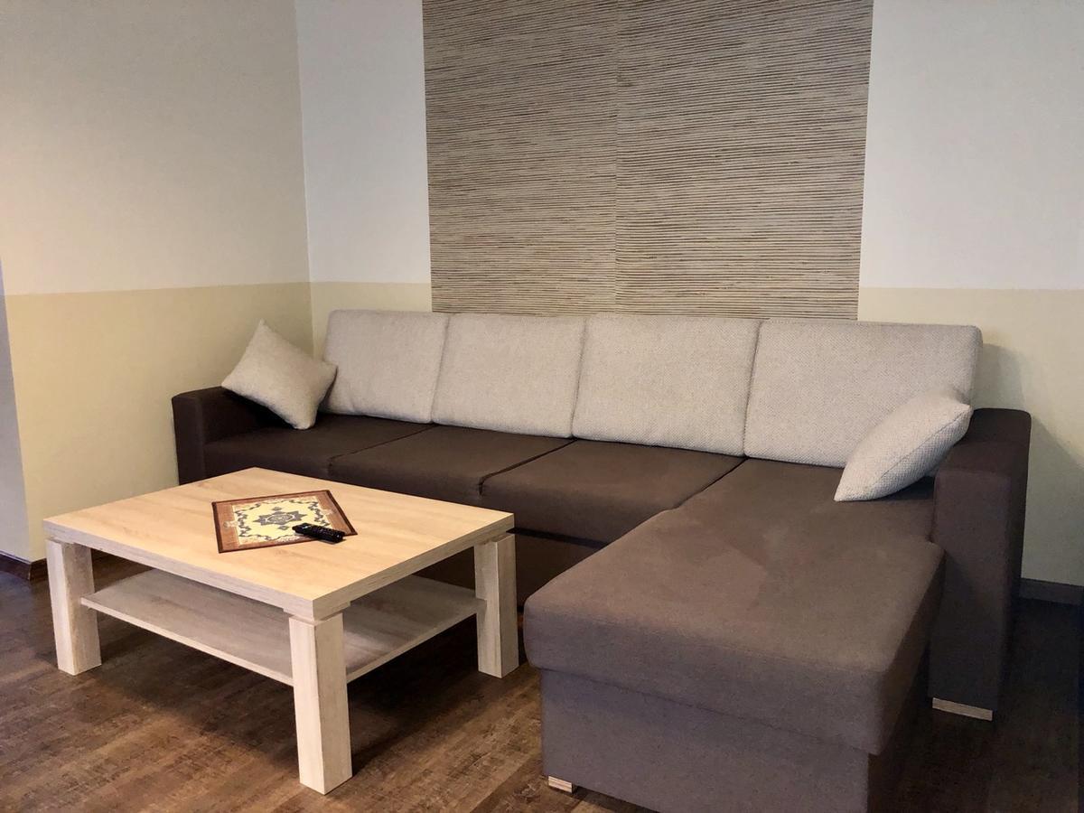 Apartments Weintrauben ปาร์นู ภายนอก รูปภาพ